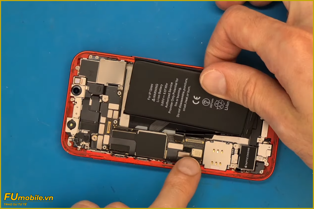 Quy trình thay pin iPhone 12 Mini