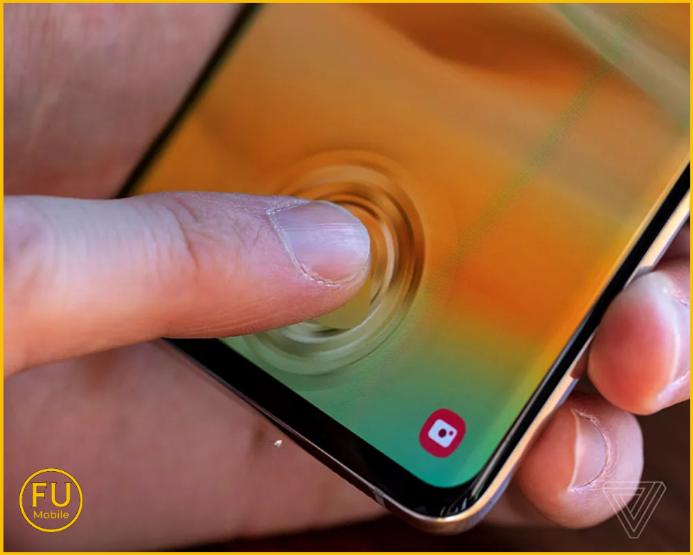 Samsung Note 20 Ultra sử dụng công nghệ vân tay siêu âm đặt dưới màn hình