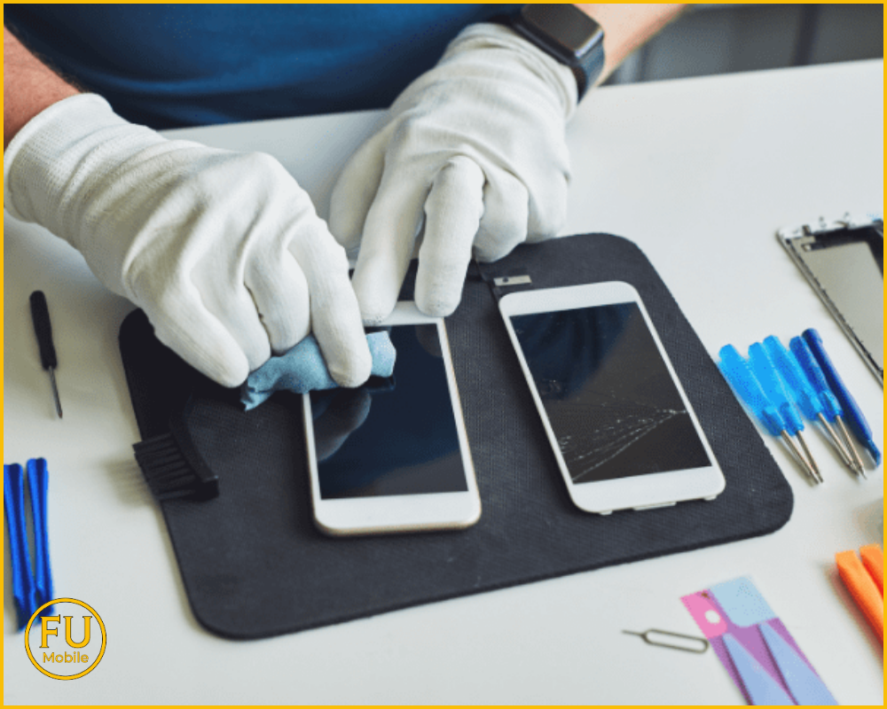 Vệ sinh và chuẩn bị ép kính mới