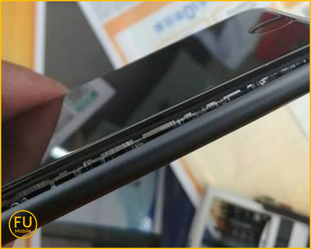 Viền màn hình bị hở sáng nhẹ hoặc bong keo