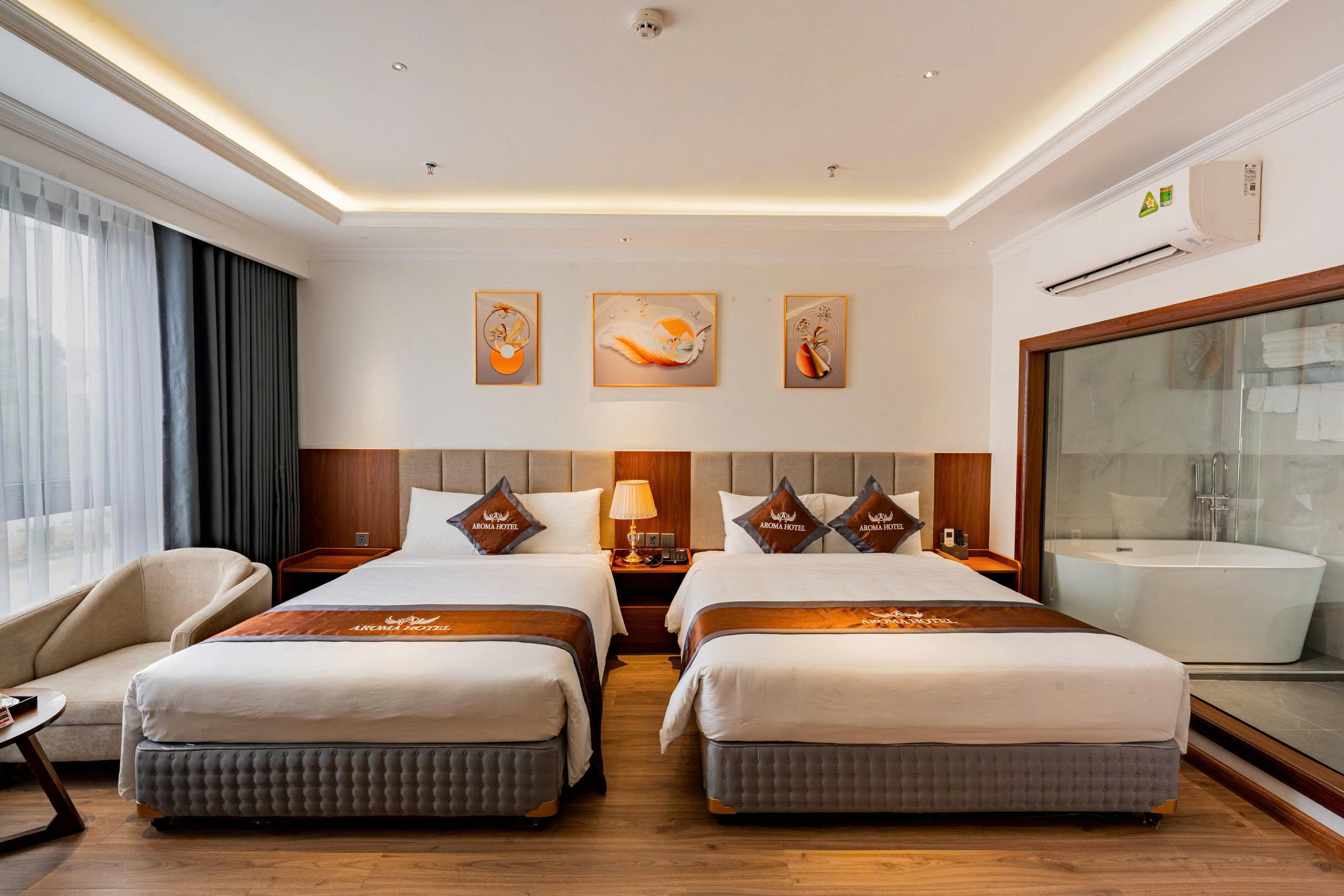 Nhà gỗ sân vườn