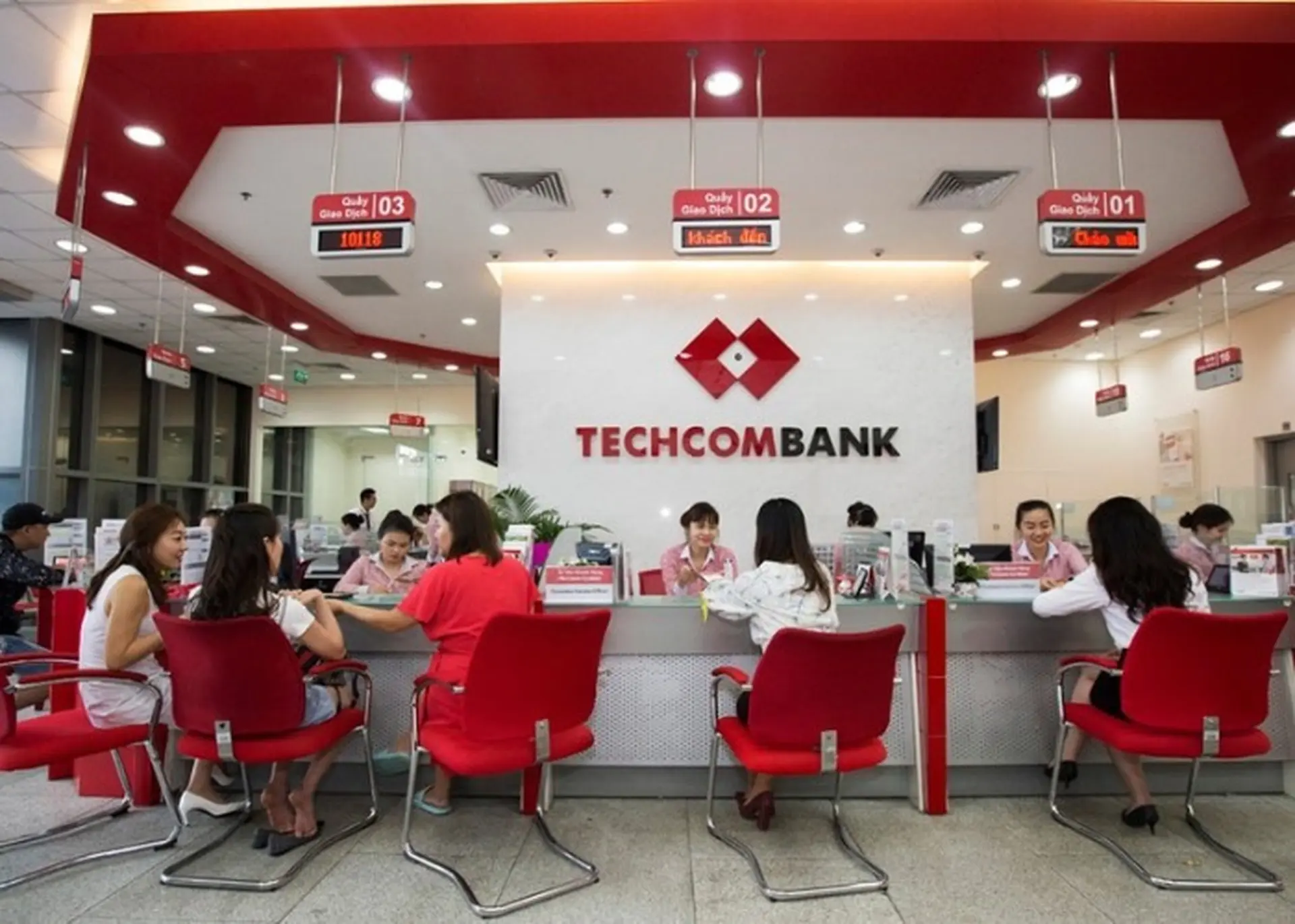 2024-3-29-638473503950208426-techcombank-gan-day