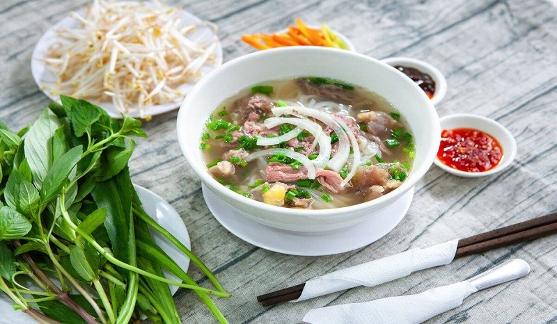 cach-nau-pho-bo-ha-noi-1
