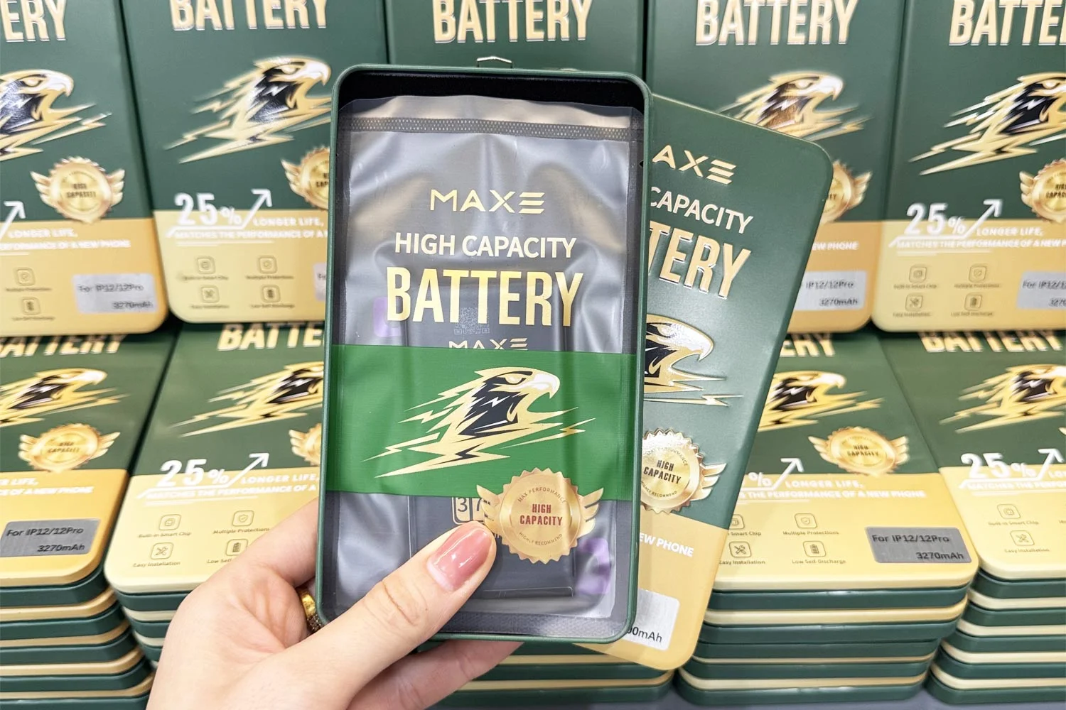 pin-maxe-iphone-13-chinh-hang.html-uu-diem