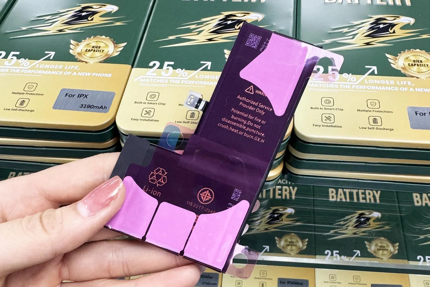 pin-maxe-iphone-x-chinh-hang.html-uu-diem