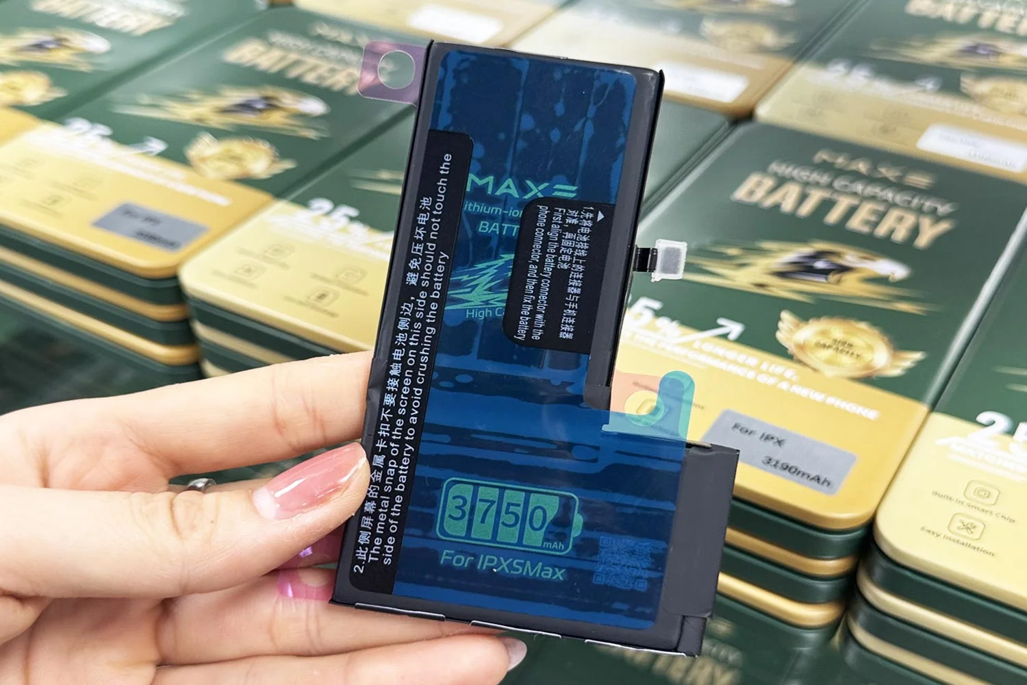 pin-maxe-iphone-xs-max-chinh-hang.html-dung-luong