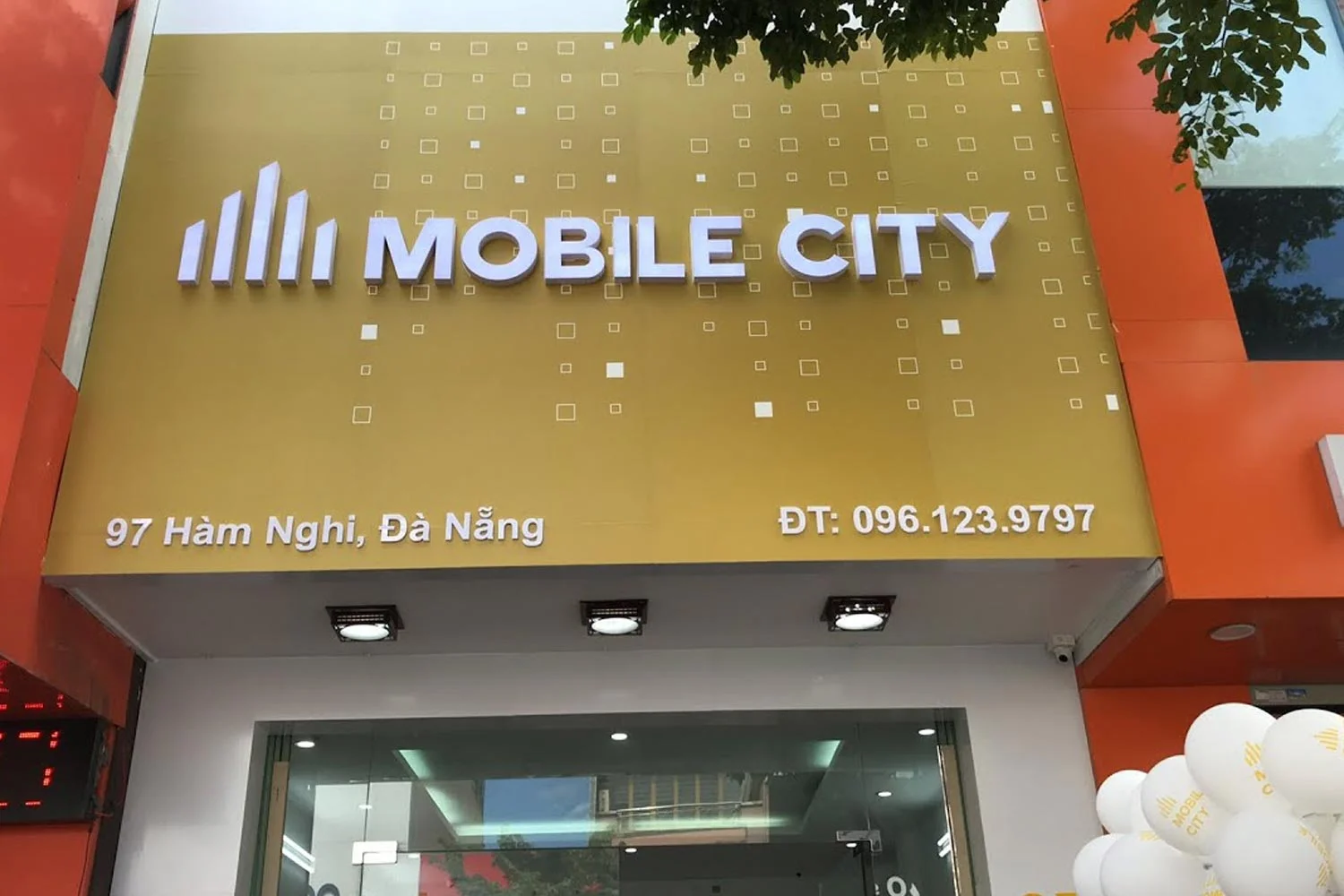 top-12-dia-chi-thay-pin-iphone-tai-da-nang.html-mobilecity