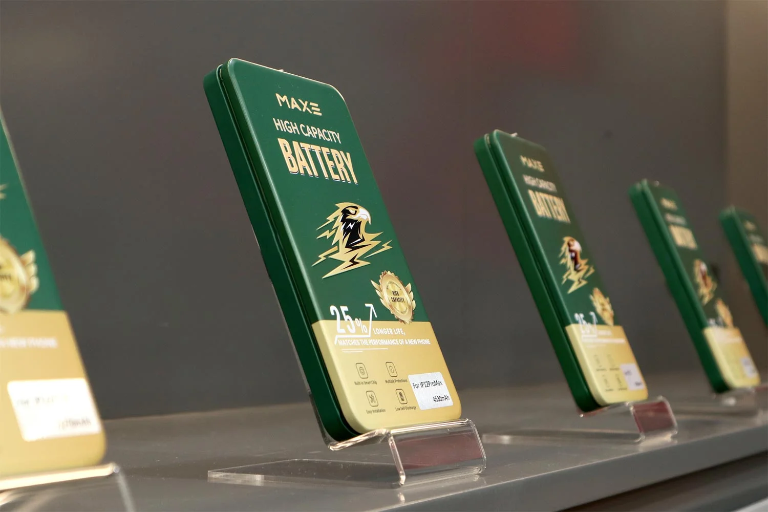 pin-maxe-phu-hop-nhung-iphone-nao