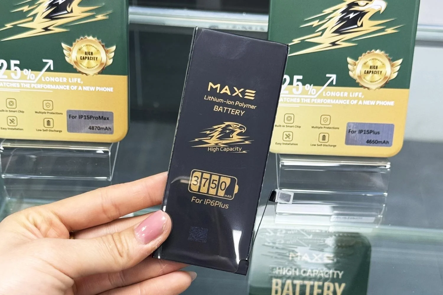 pin-maxe-iphone-6-plus-chinh-hang.html-uu-diem