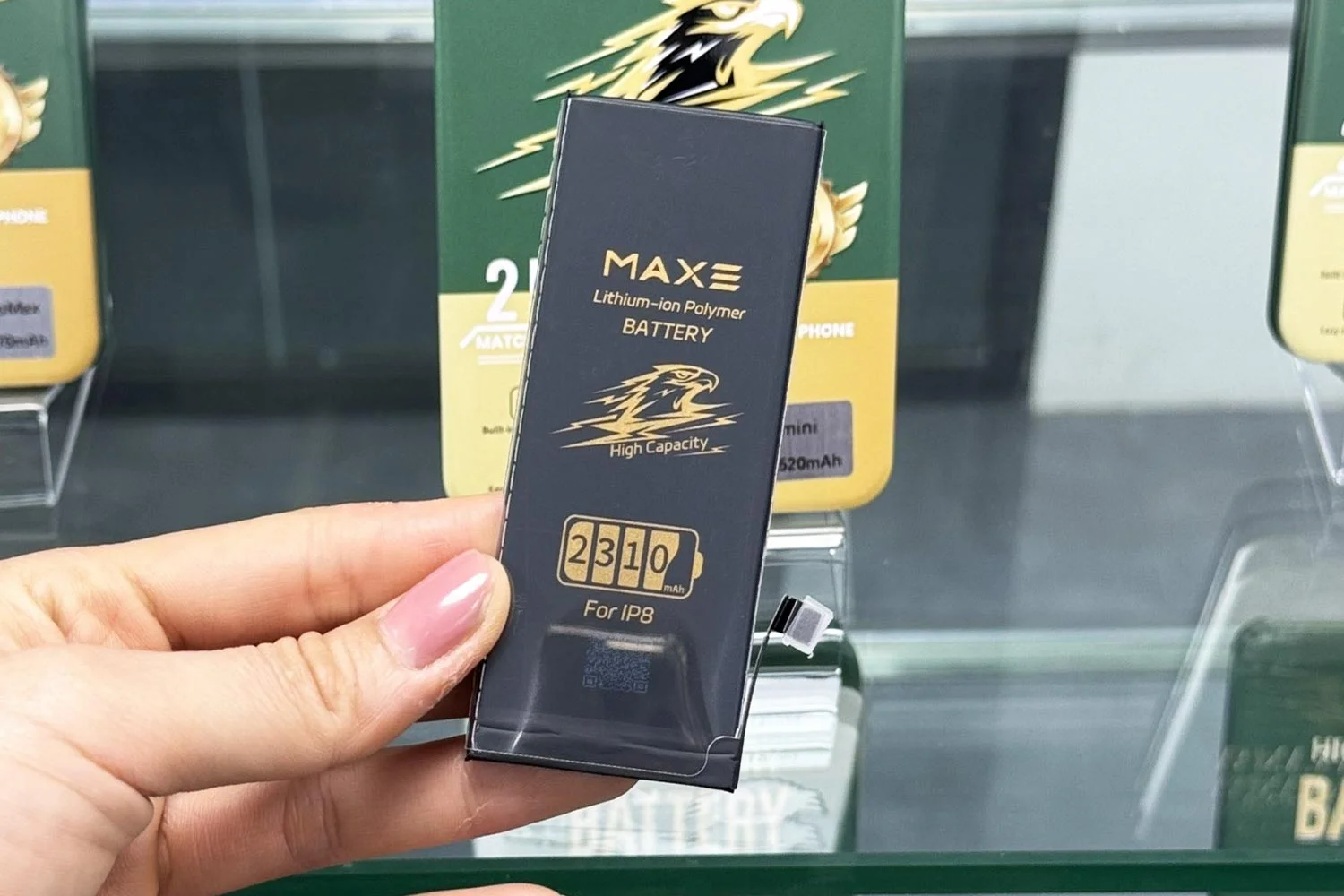 pin-maxe-iphone-8-chinh-hang.html-uu-diem