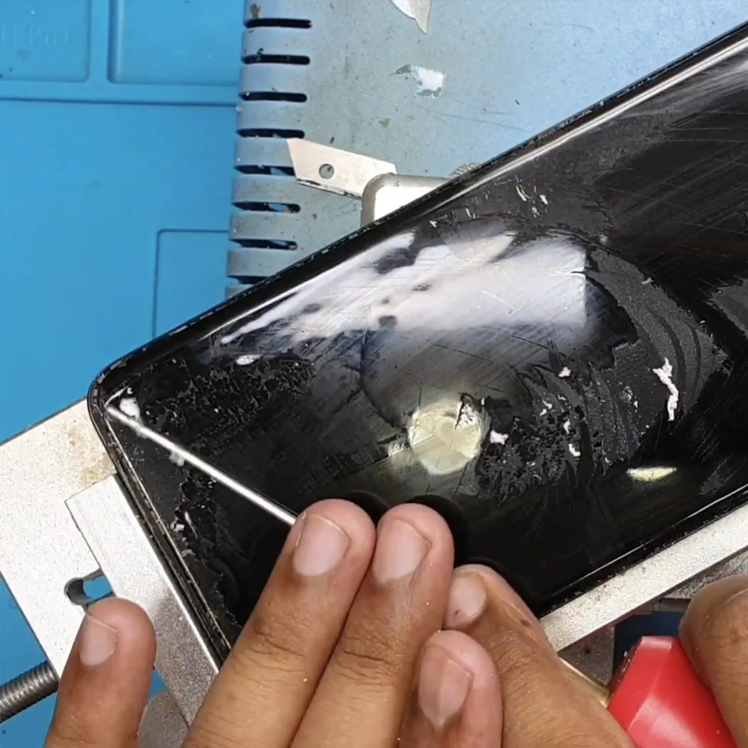 ep-kinh-samsung-galaxy-s20-plus-slide3