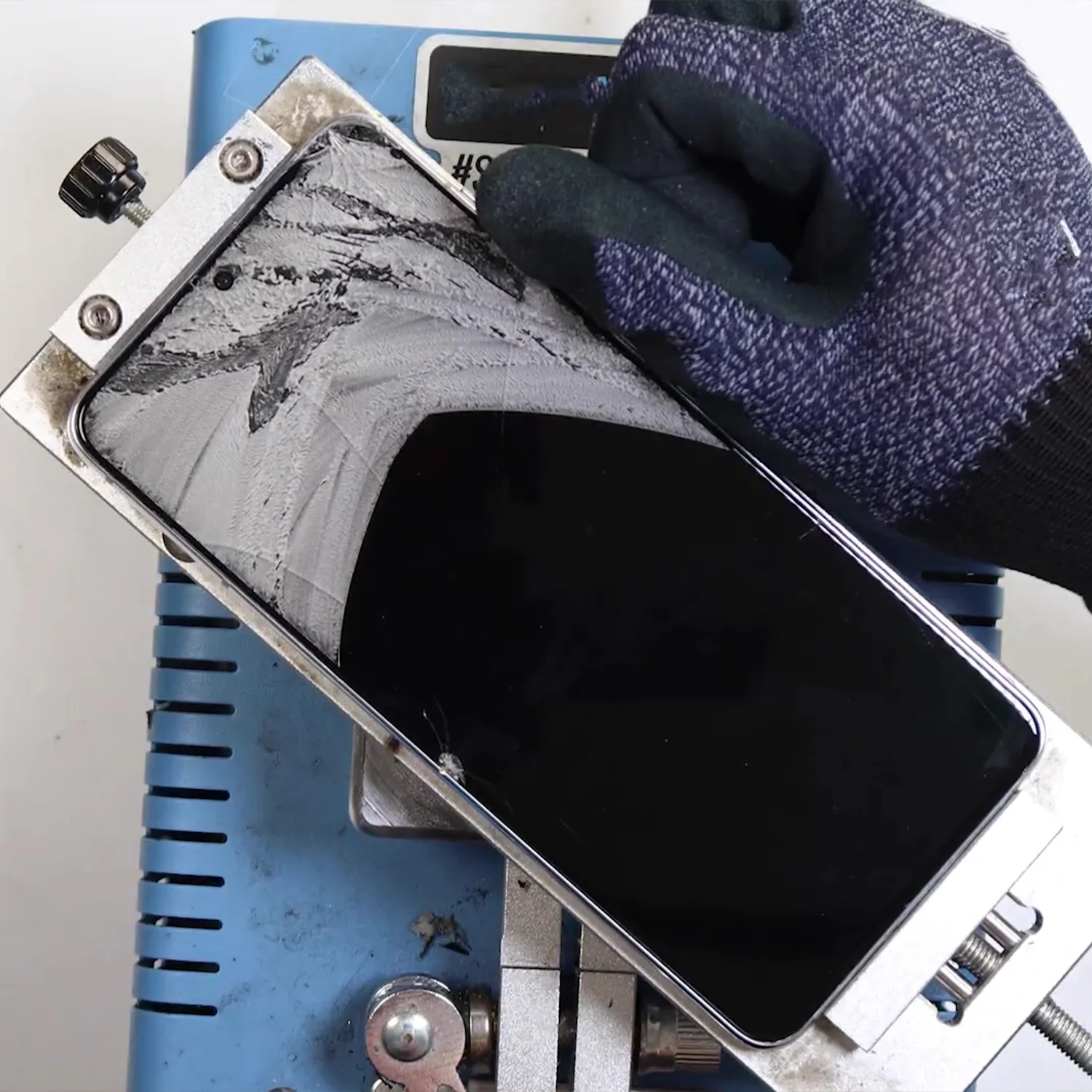 ep-kinh-samsung-galaxy-s21-plus-slide3