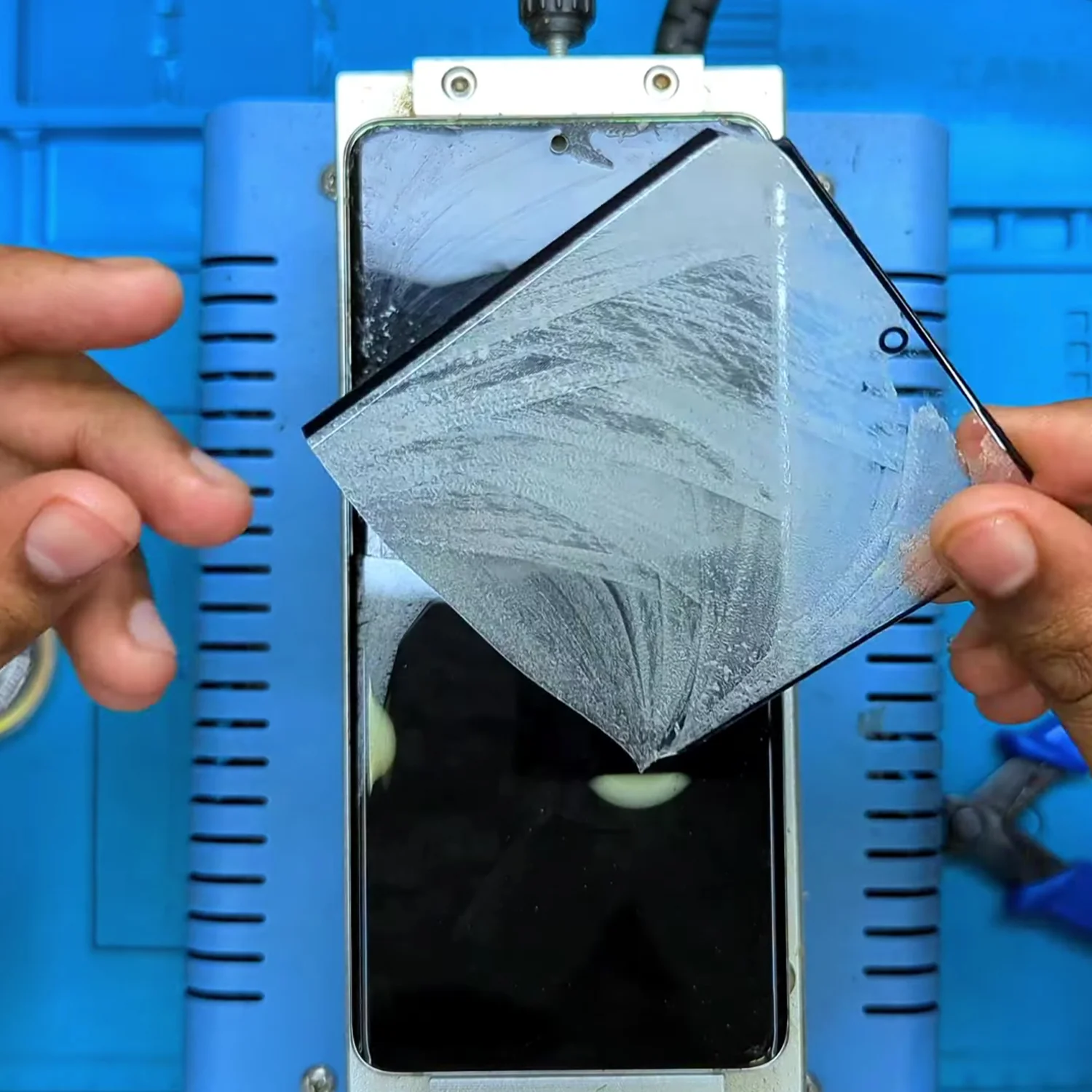 ep-kinh-samsung-galaxy-s21-ultra-slide3