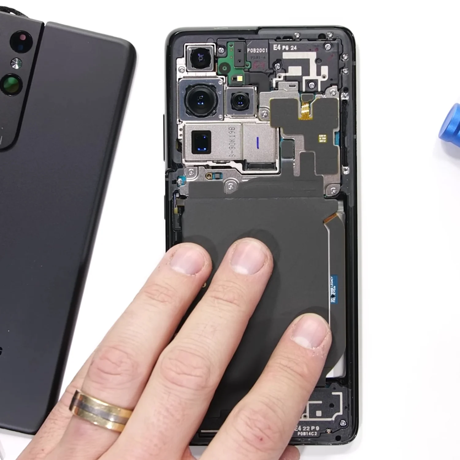 sua-nguon-samsung-galaxy-s21-ultra-slide1