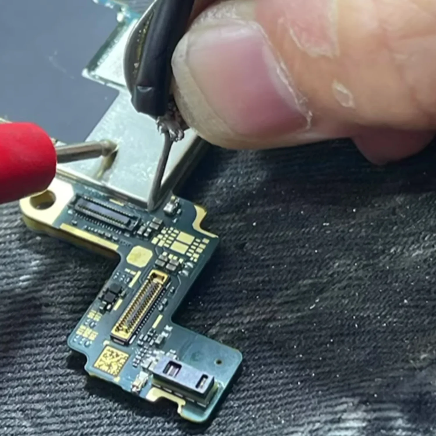 sua-nguon-samsung-galaxy-s21-ultra-slide4