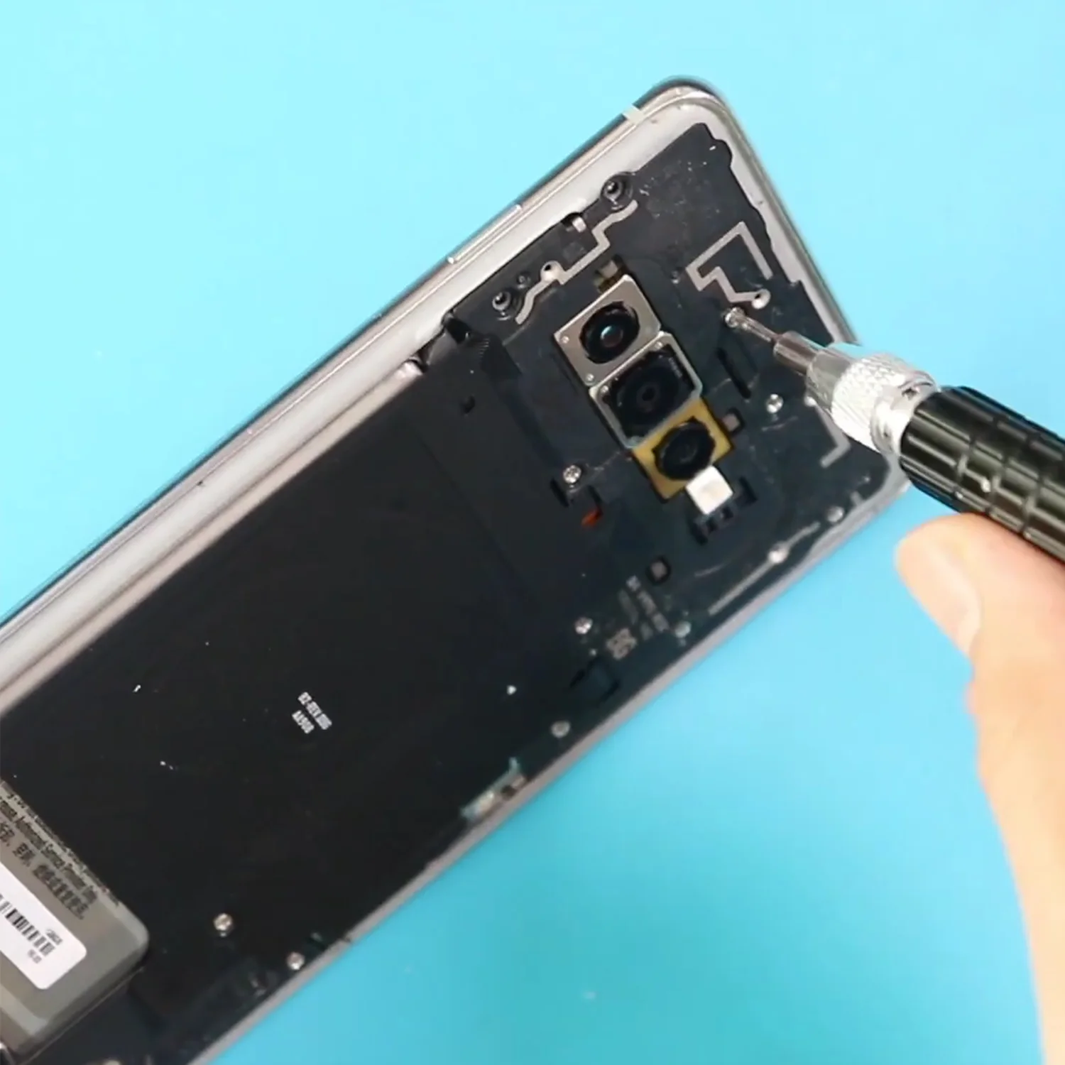 thay-camera-samsung-galaxy-s10-plus-slide3