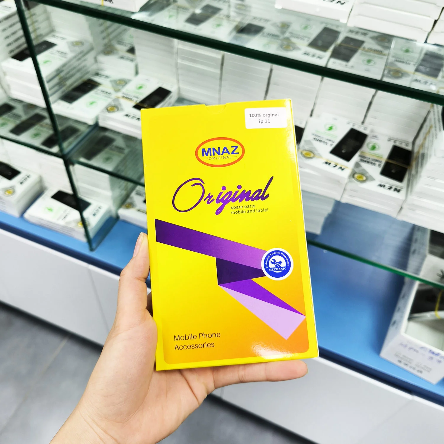 thay-man-hinh-iphone-11-1-1