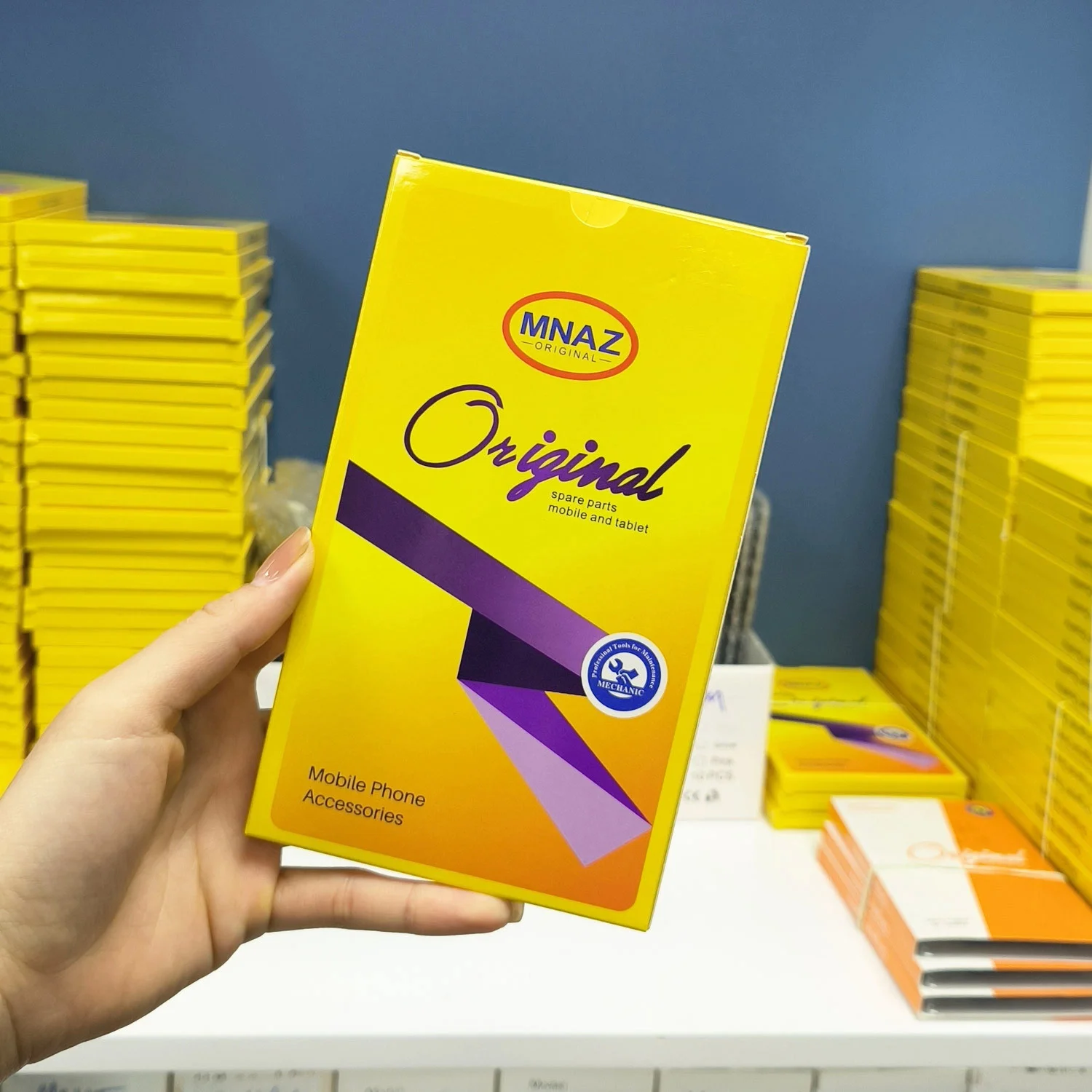 thay-man-hinh-iphone-12-pro-max-chinh-hang-2