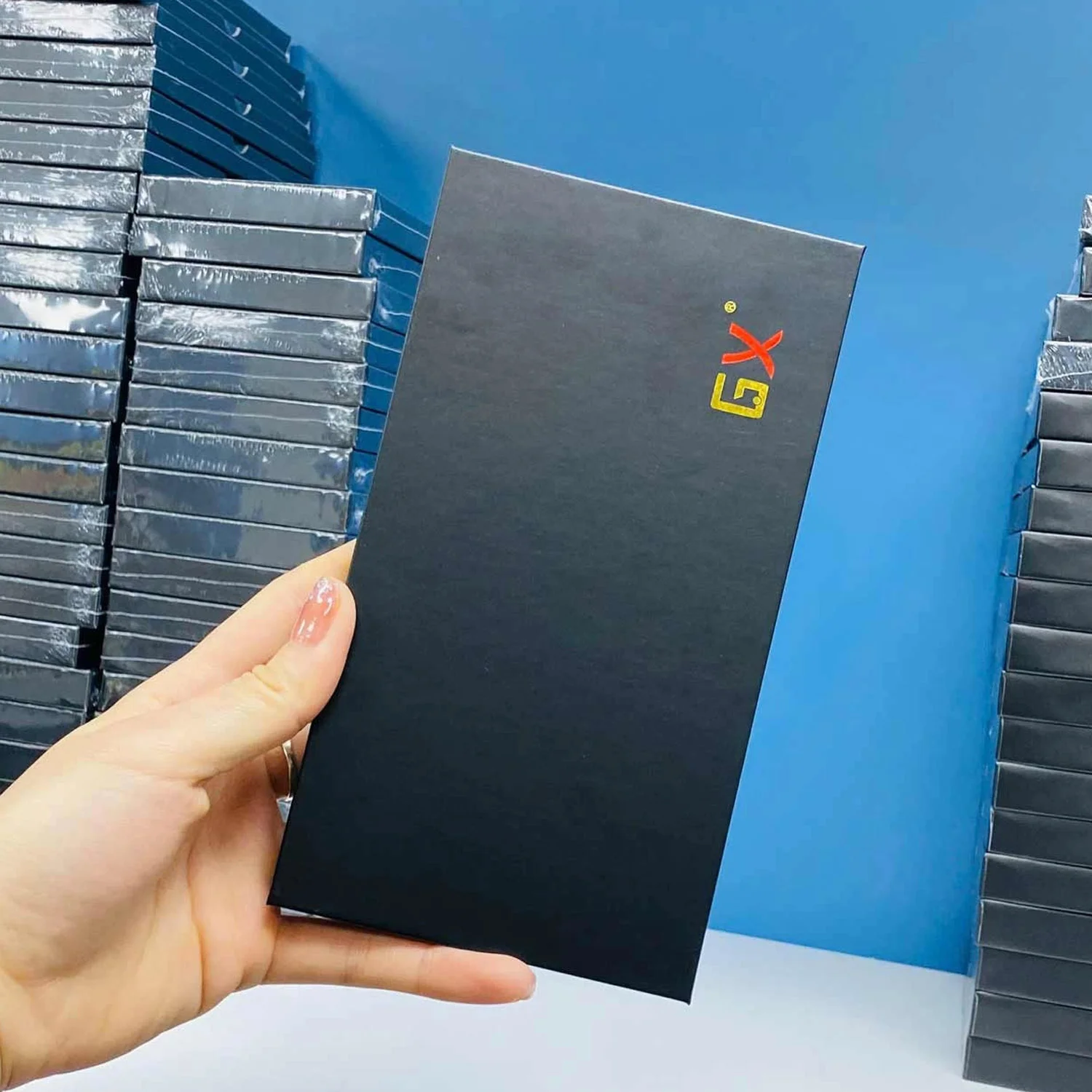 thay-man-hinh-iphone-15-pro-chinh-hang-2