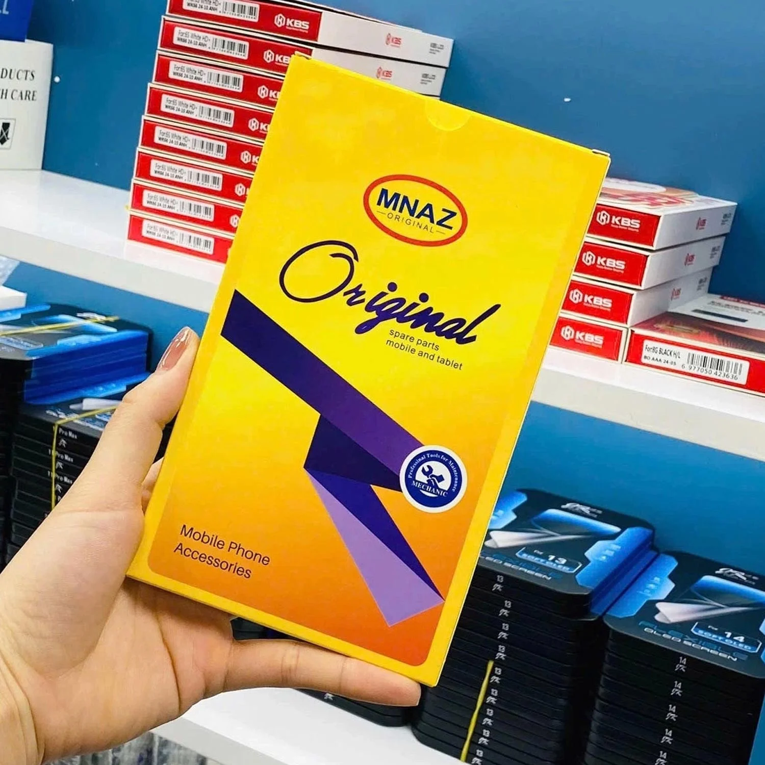 thay-man-hinh-iphone-16-pro-max-chinh-hang-3