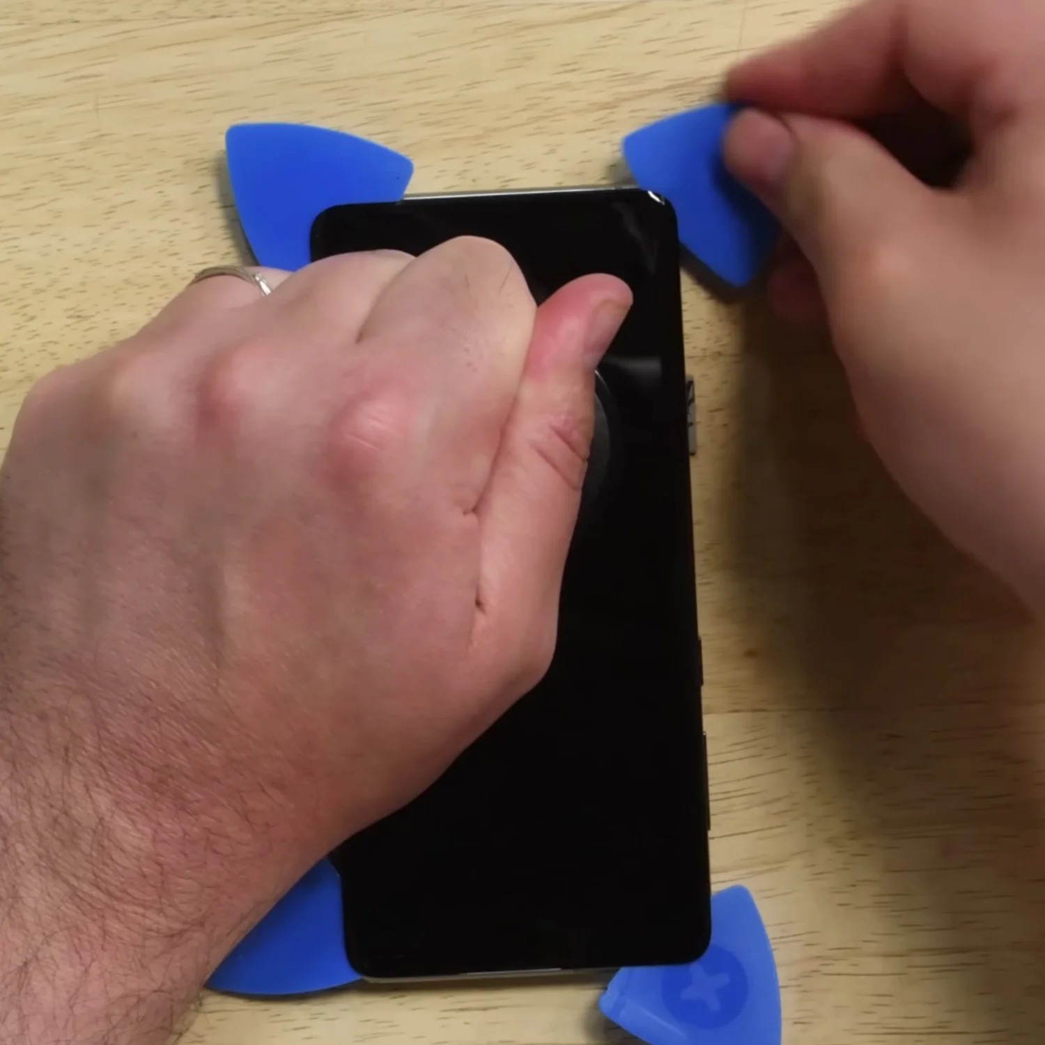 thay-man-hinh-samsung-galaxy-s10-slide2