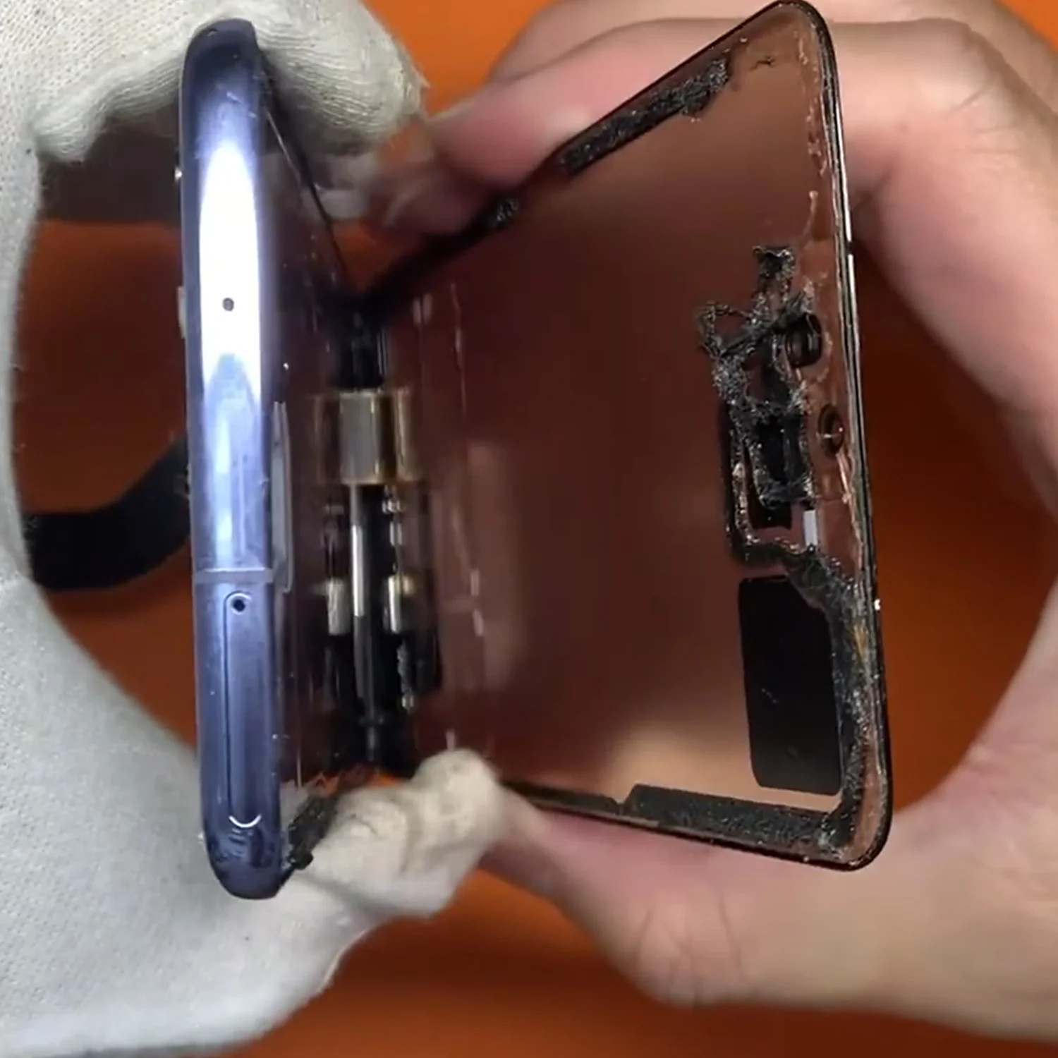 thay-man-hinh-samsung-galaxy-s20-plus-chinh-hang-slide3