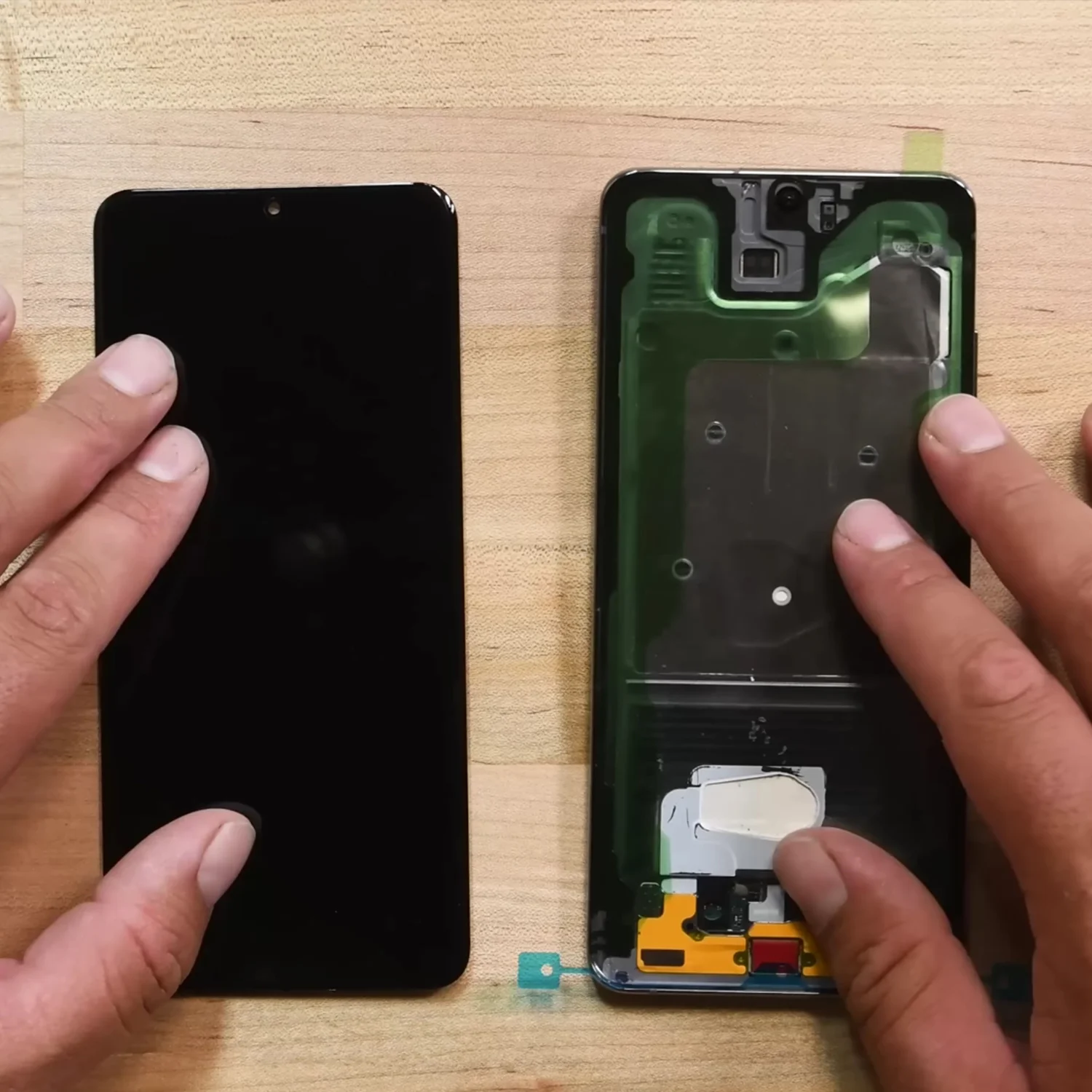 thay-man-hinh-samsung-galaxy-s20-ultra-chinh-hang-slide3