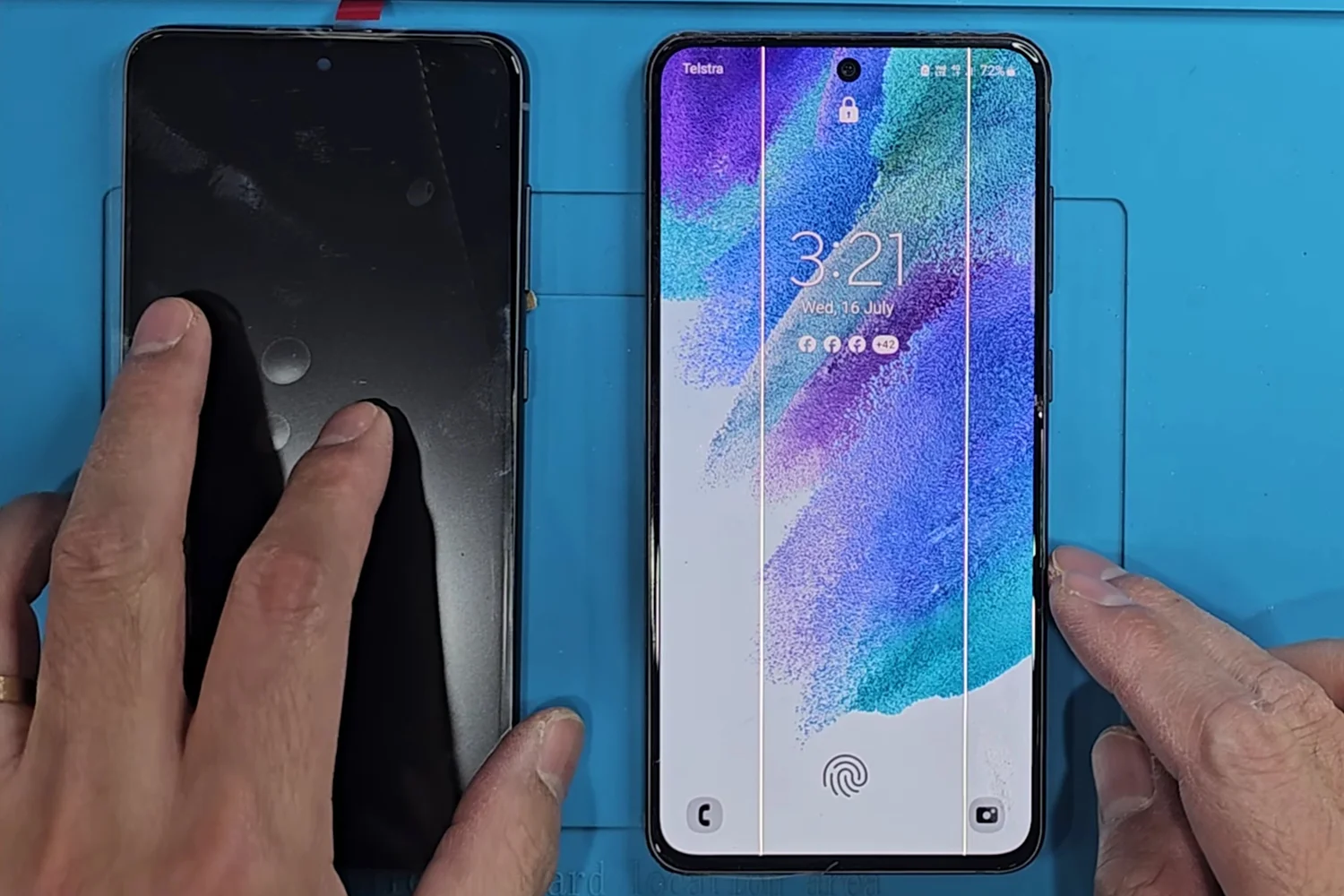 thay-man-hinh-samsung-galaxy-s21-fe-chinh-hang-dau-hieu