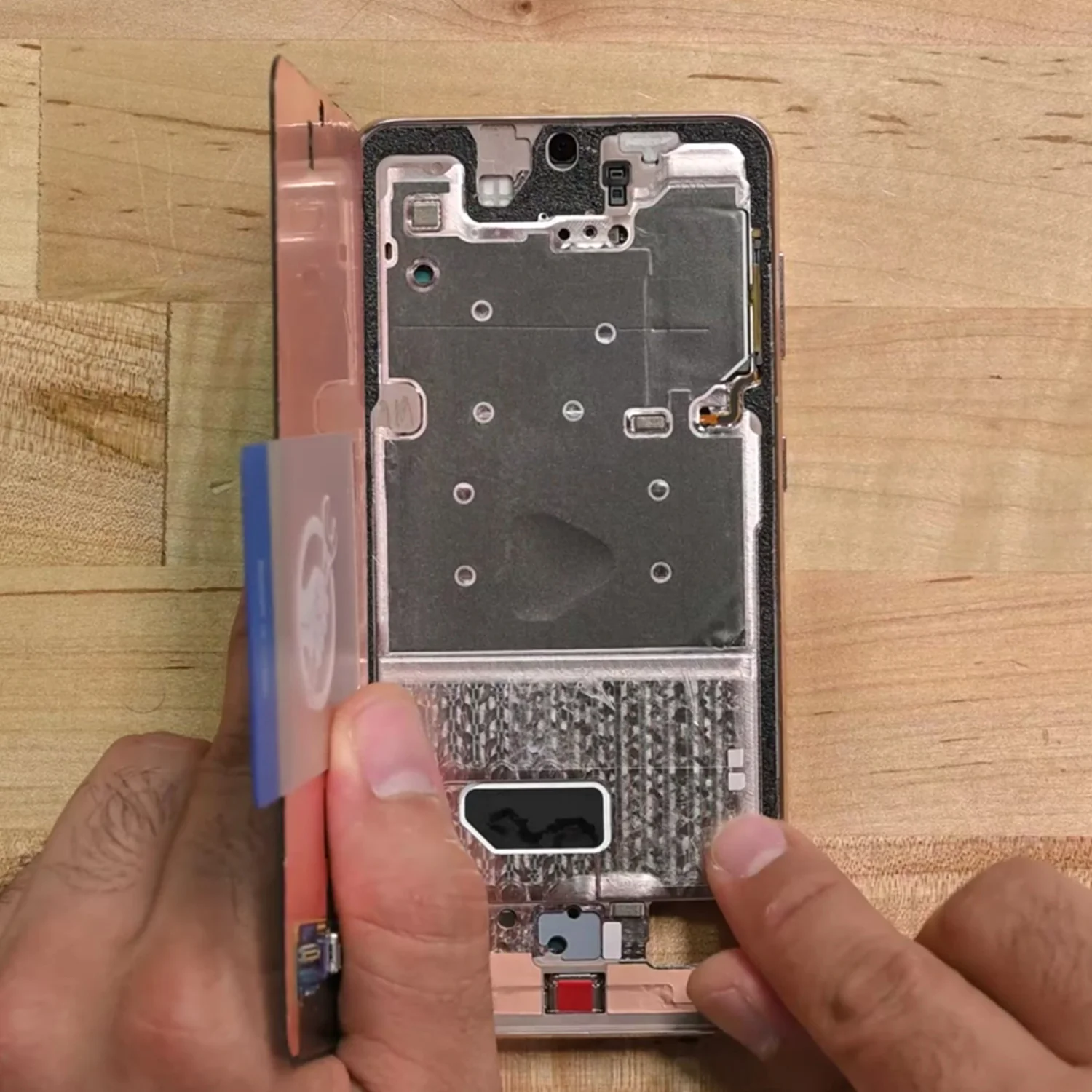 thay-man-hinh-samsung-galaxy-s21-plus-chinh-hang-slide3