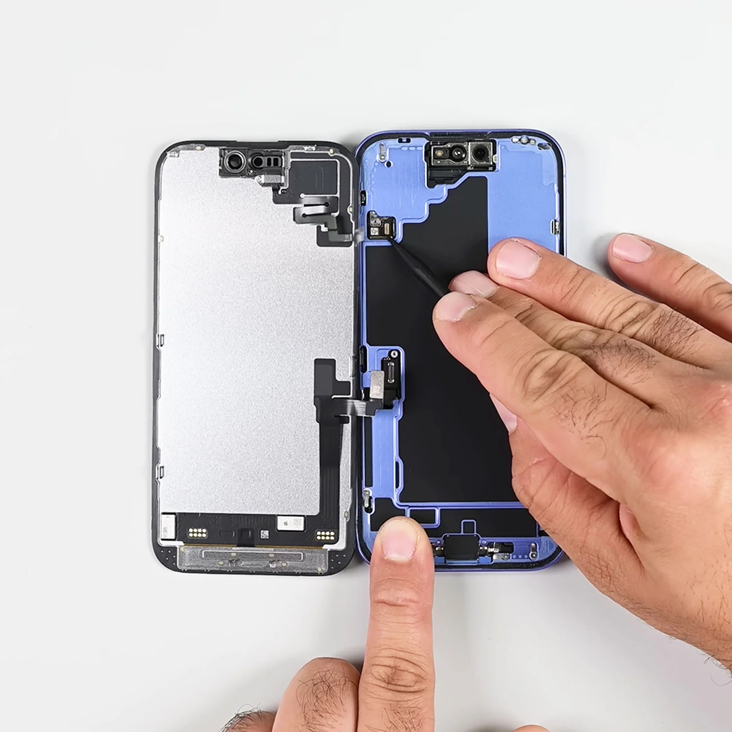 thay-mat-kinh-ep-kinh-iphone-16-plus-chinh-hanghtml-5