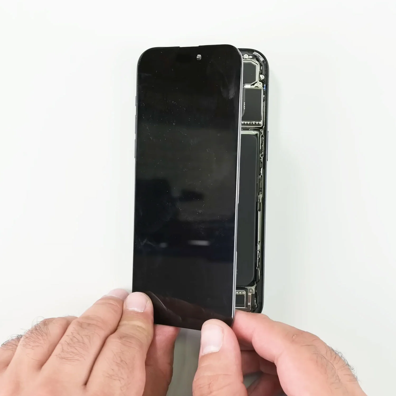 thay-mat-kinh-ep-kinh-iphone-16-pro-chinh-hanghtml-5