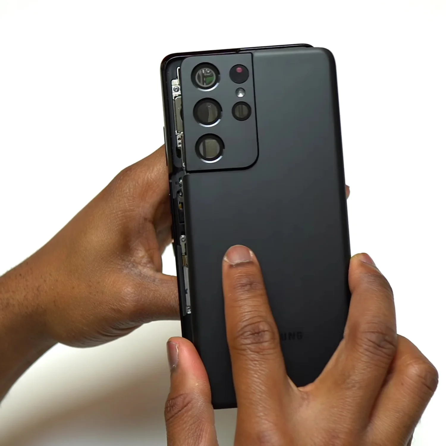 thay-mat-kinh-sau-samsung-galaxy-s21-ultra-slide4