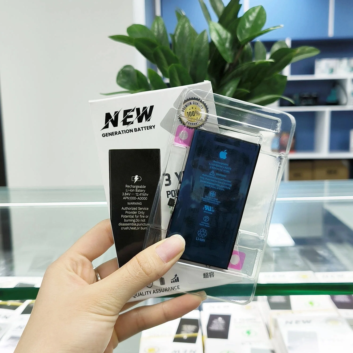 thay-pin-iphone-12-pro-chinh-hanghtml-3