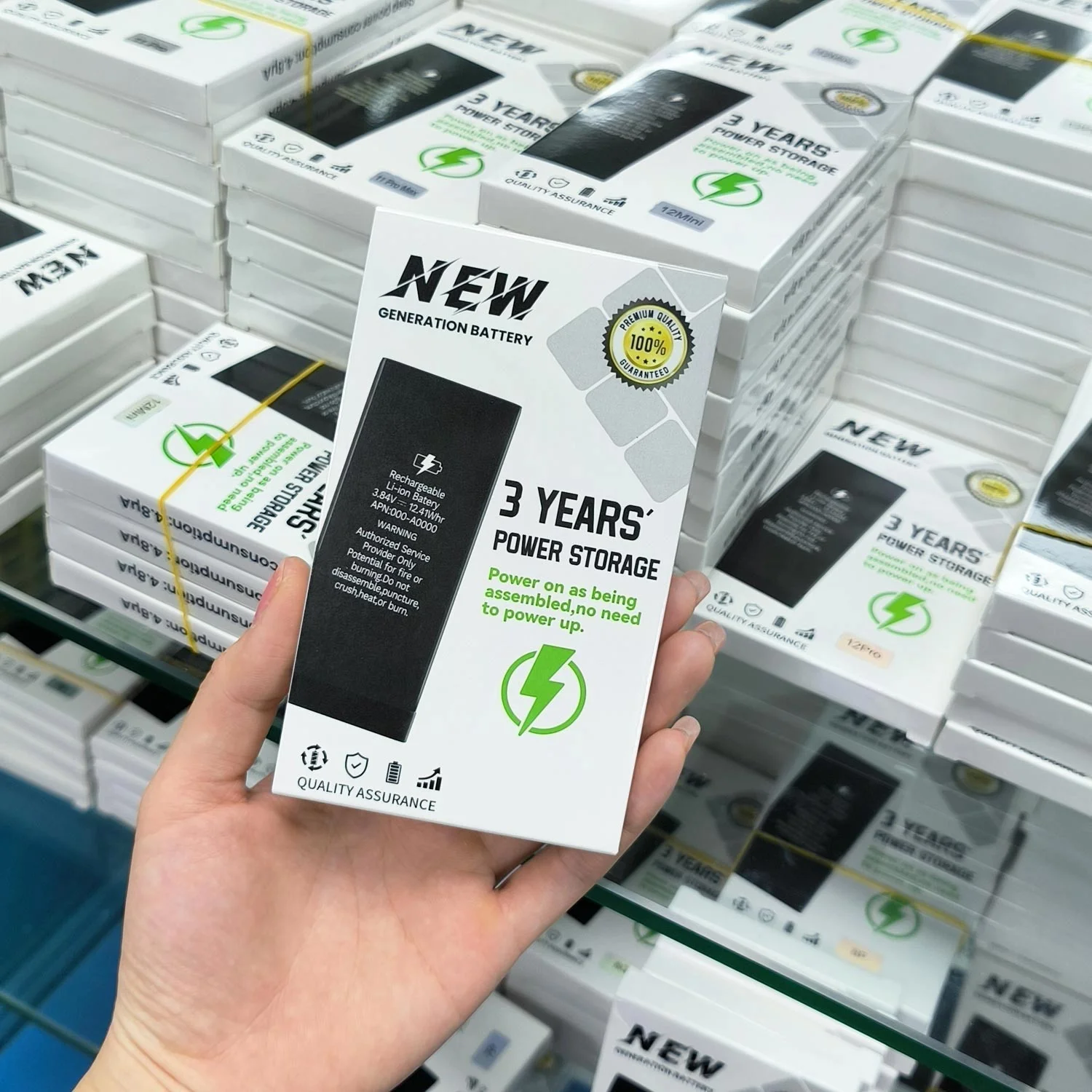 thay-pin-iphone-14-pro-chinh-hanghtml-4