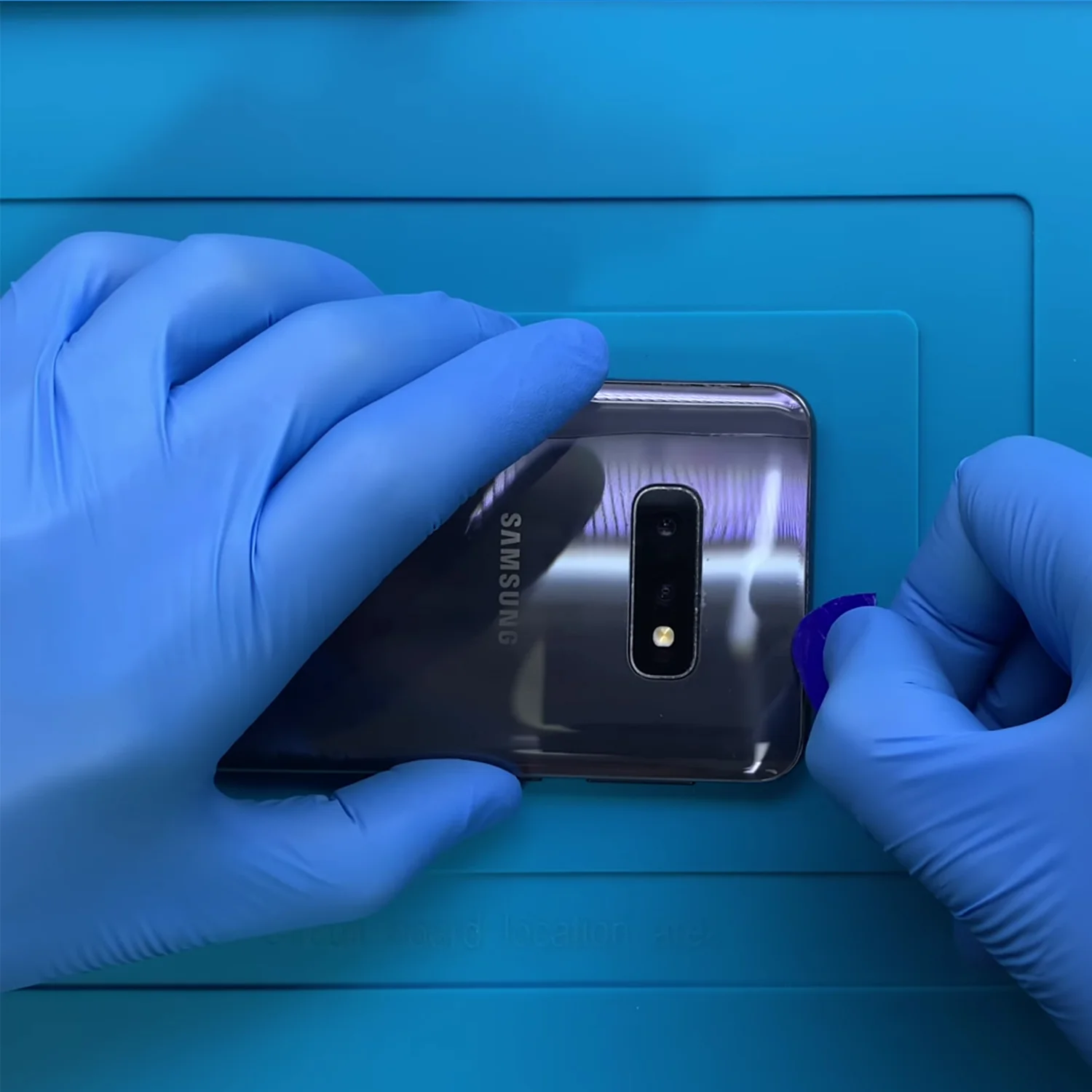 thay-pin-samsung-galaxy-s10e-slide1