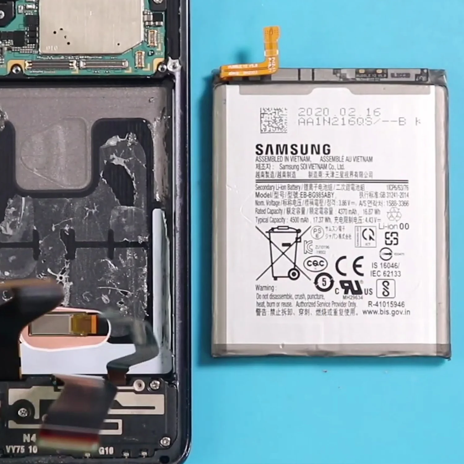 thay-pin-samsung-galaxy-s20-plus-slide5