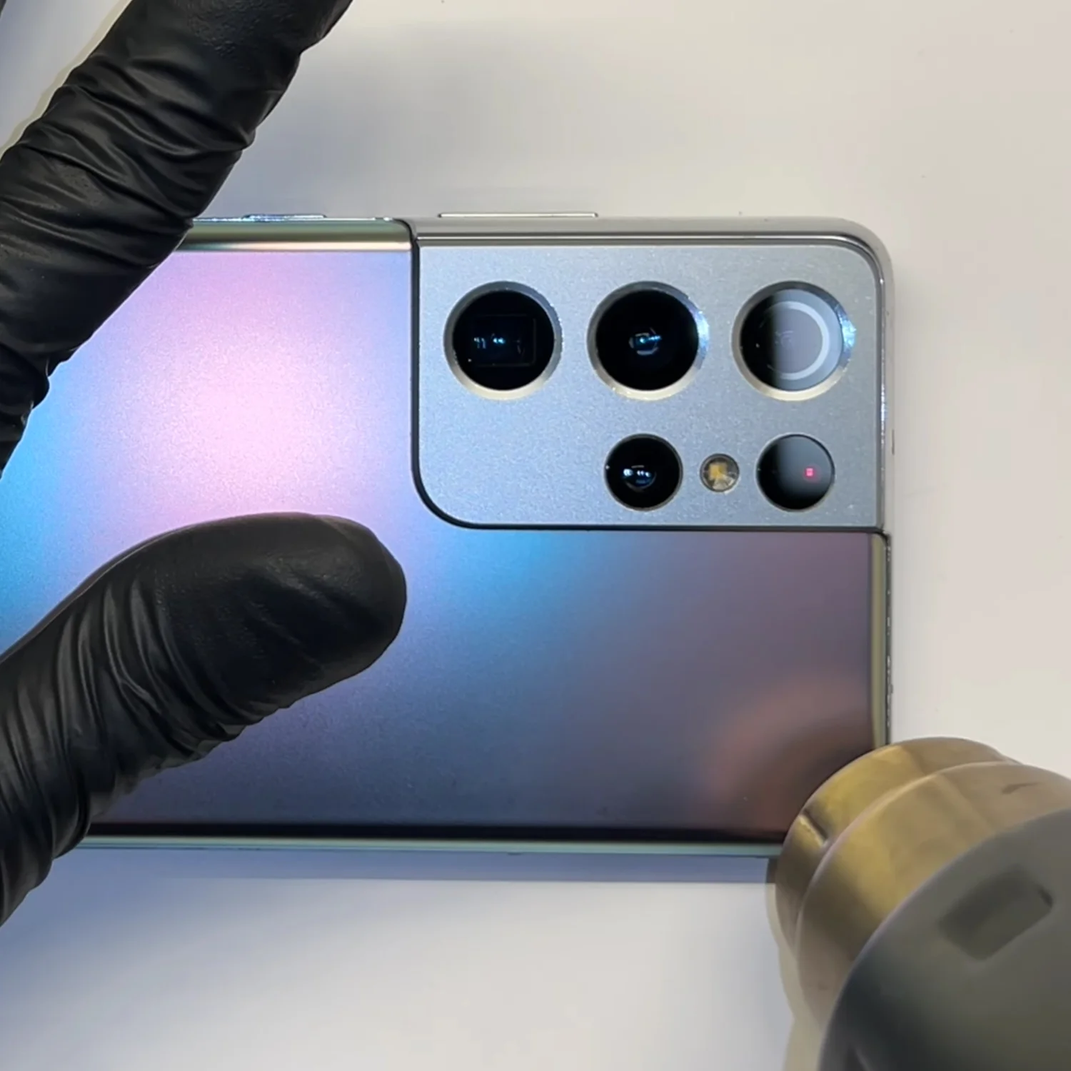 thay-pin-samsung-galaxy-s21-ultra-chinh-hang-slide1