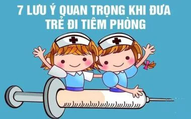 7 lưu ý quan trọng bố mẹ cần biết khi đưa trẻ đi tiêm phòng!