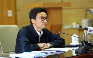 Phó Thủ tướng Vũ Đức Đam: Chúng ta phải chuẩn bị tinh thần dịch còn kéo dài