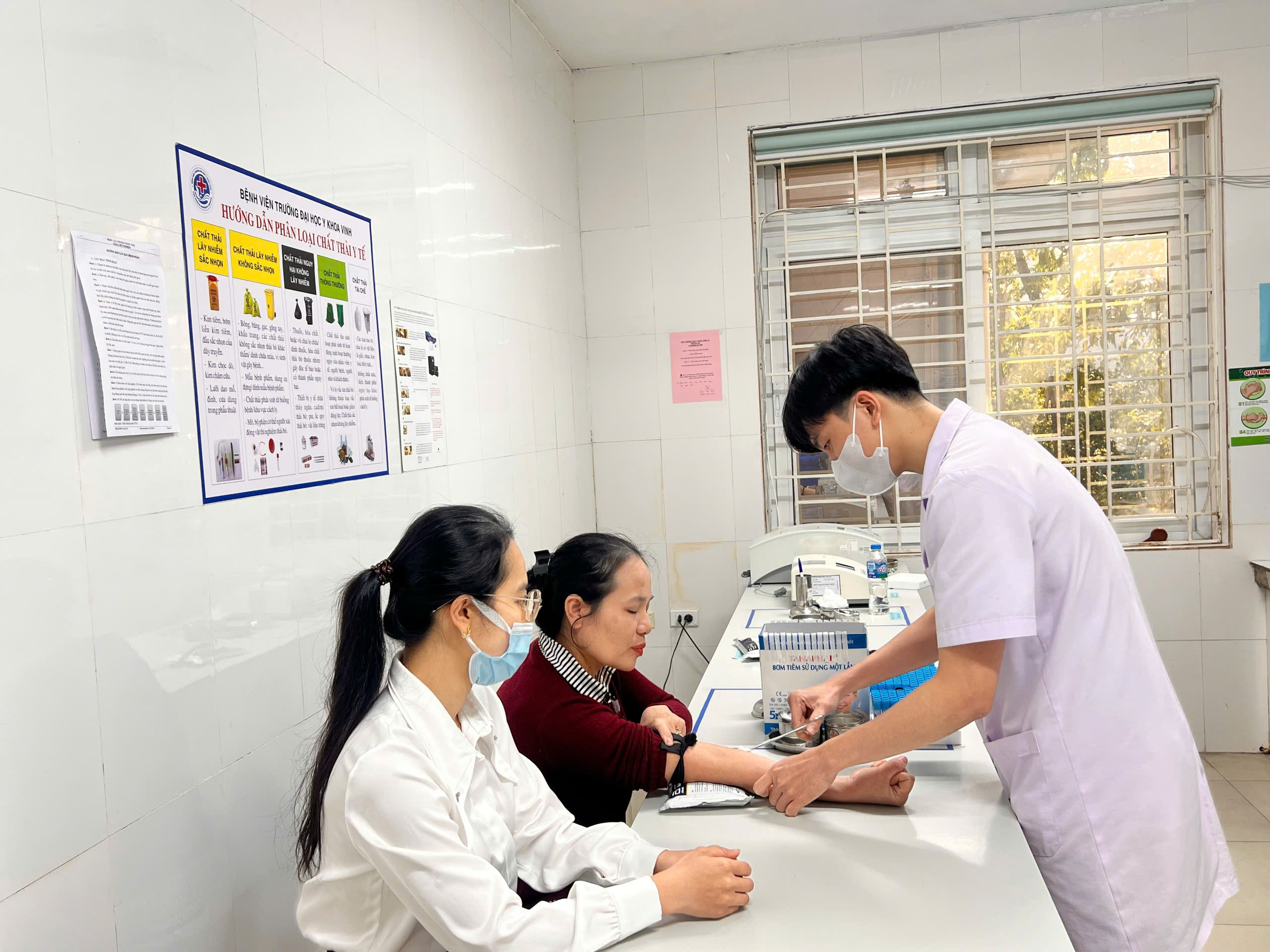 z7430616394600_a121e05a4eb344889d3d7dce598a38e1