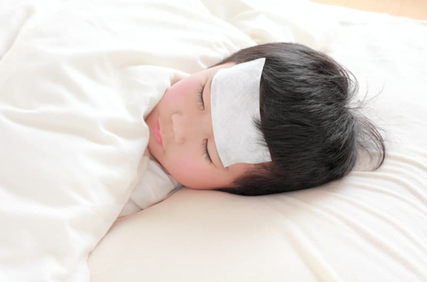 Chăm sóc trẻ bị sốt tại nhà đúng cách theo khuyến cáo của Bộ Y tế Chăm sóc trẻ bị sốt tại nhà đúng cách theo khuyến cáo của Bộ Y tế