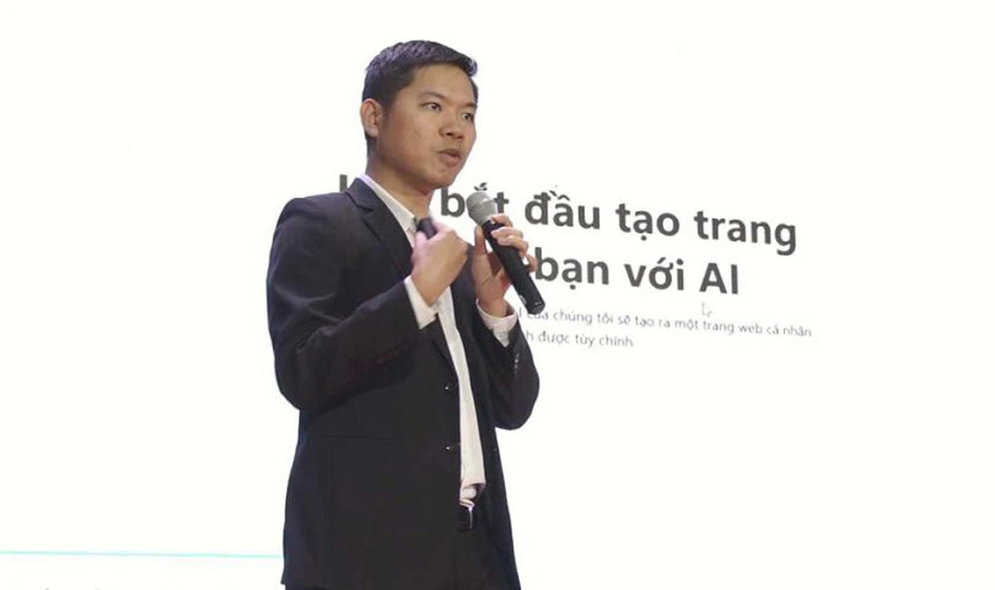 Tuổi Trẻ Startup Award: Website AI giảm tình trạng làm web rồi... bỏ hoang