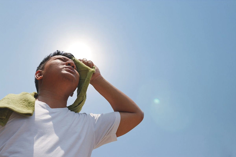 Symptoms of heat exhaustion