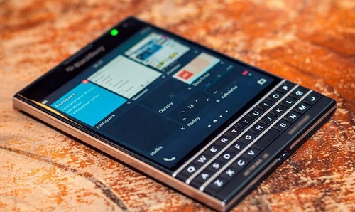 blackberry-passport-giam-gia