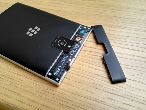 blackberry-passport-sim-&-the-nho