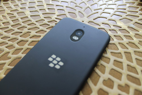 BlackBerry-Aurora-3