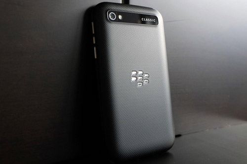 do-ben-BlackBerry-Classic-1