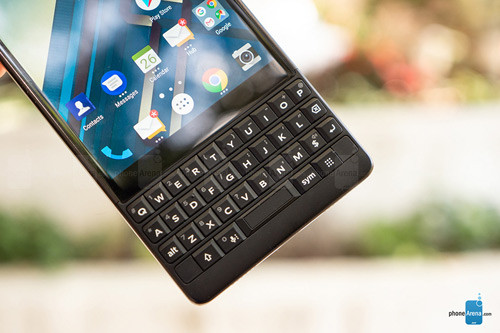 blackberry-key2-review-2