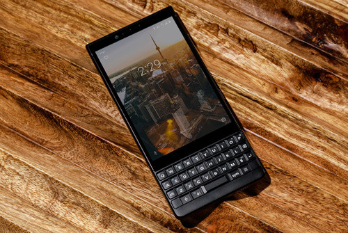 blackberry-key2-tai-canada-1.
