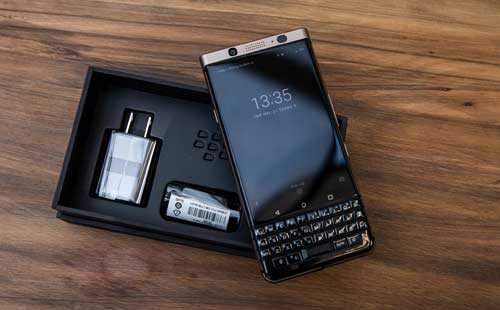 blackberry-keyone-giam-gia-3